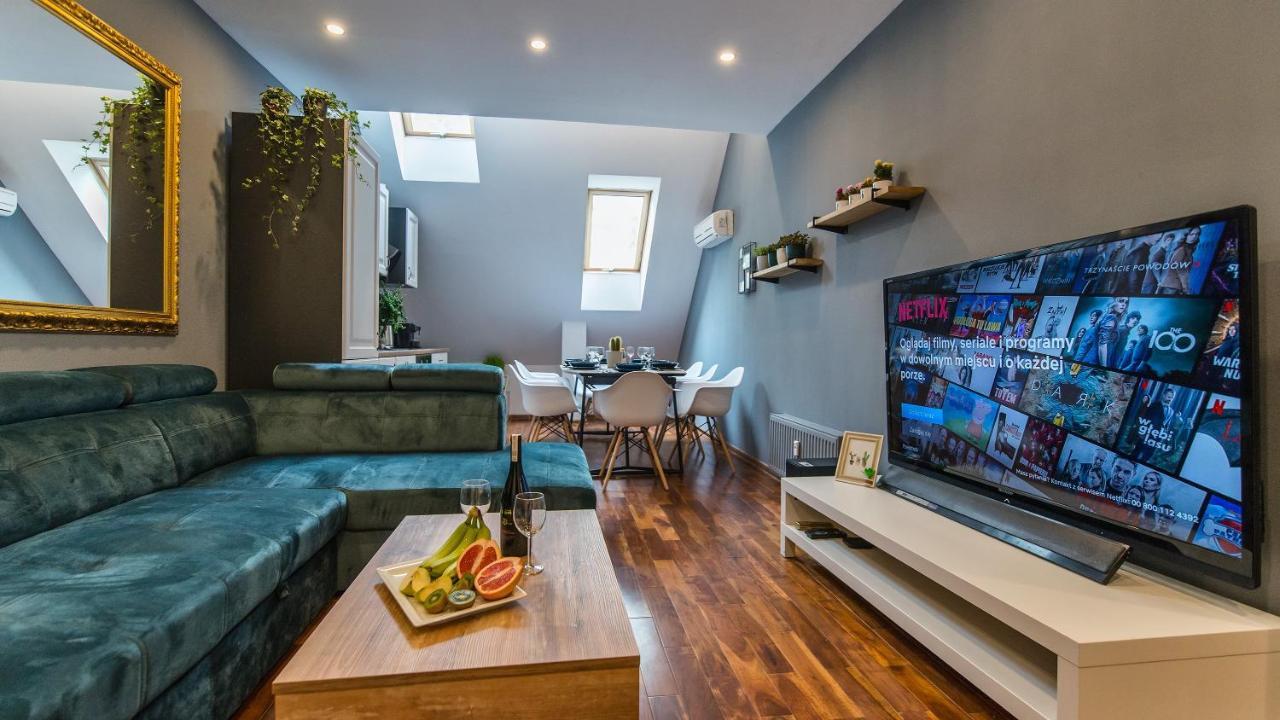 Galeria Italiana Apartments Вроцлав Екстер'єр фото