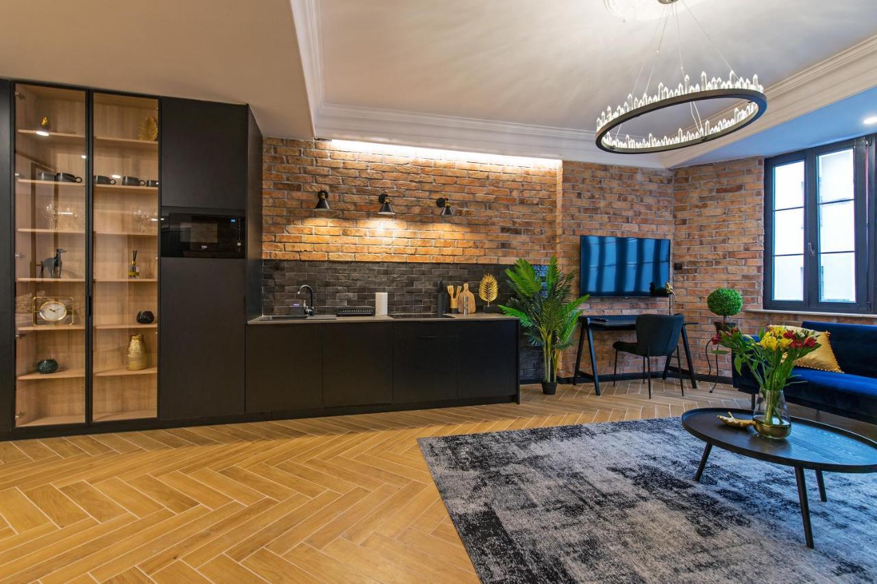 Galeria Italiana Apartments Вроцлав Екстер'єр фото