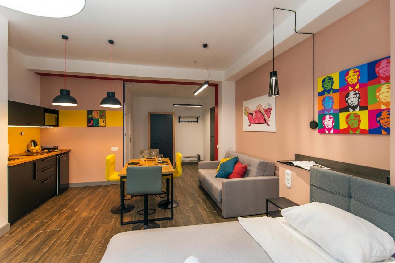 Galeria Italiana Apartments Вроцлав Екстер'єр фото