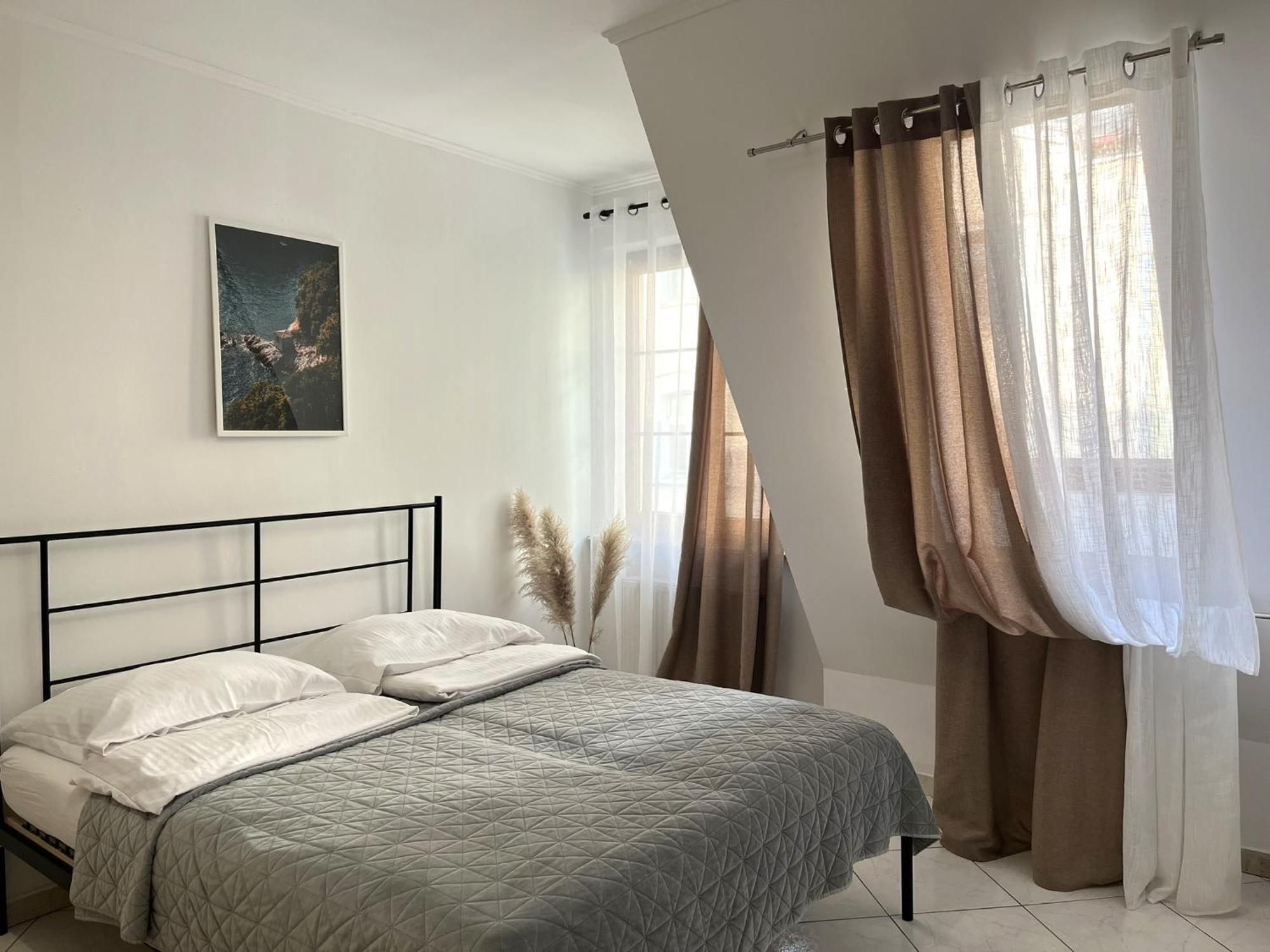 Galeria Italiana Apartments Вроцлав Екстер'єр фото
