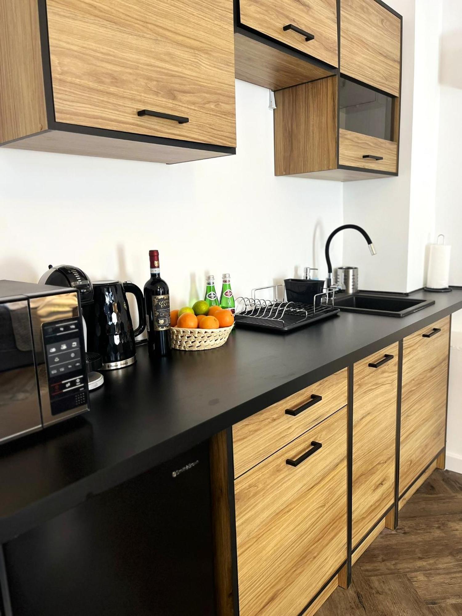 Galeria Italiana Apartments Вроцлав Номер фото